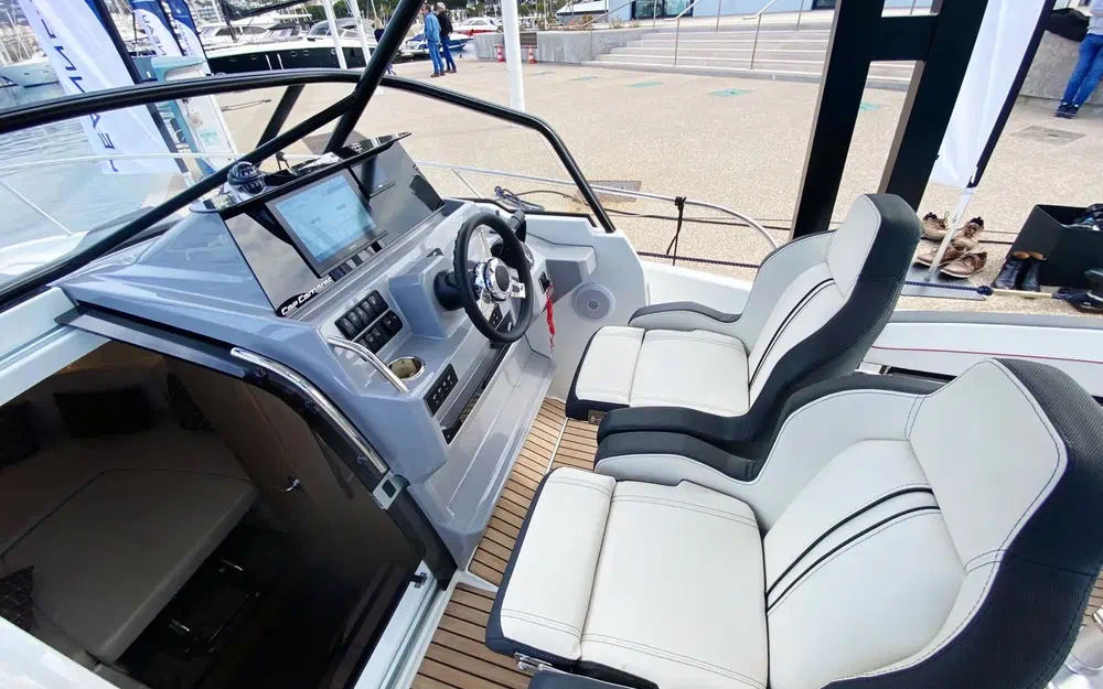 slider 6 Jeanneau Cap Camarat 9.0 WA