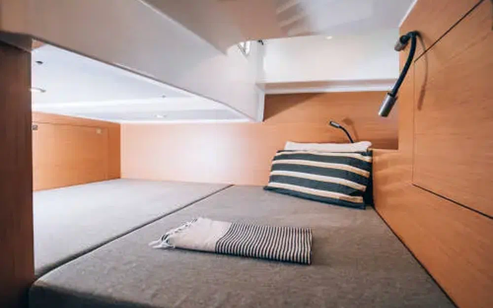 slider 11 Beneteau Flyer 10