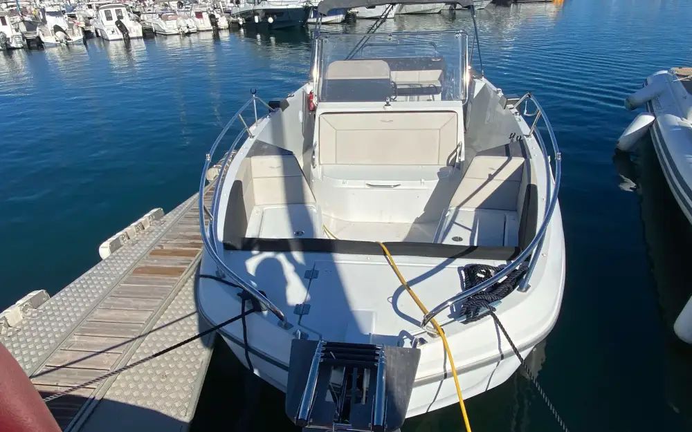 slider 4 Beneteau Flyer 8.8 SPACEdeck