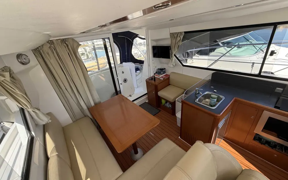 slider 14 Beneteau Antares 11 Fly