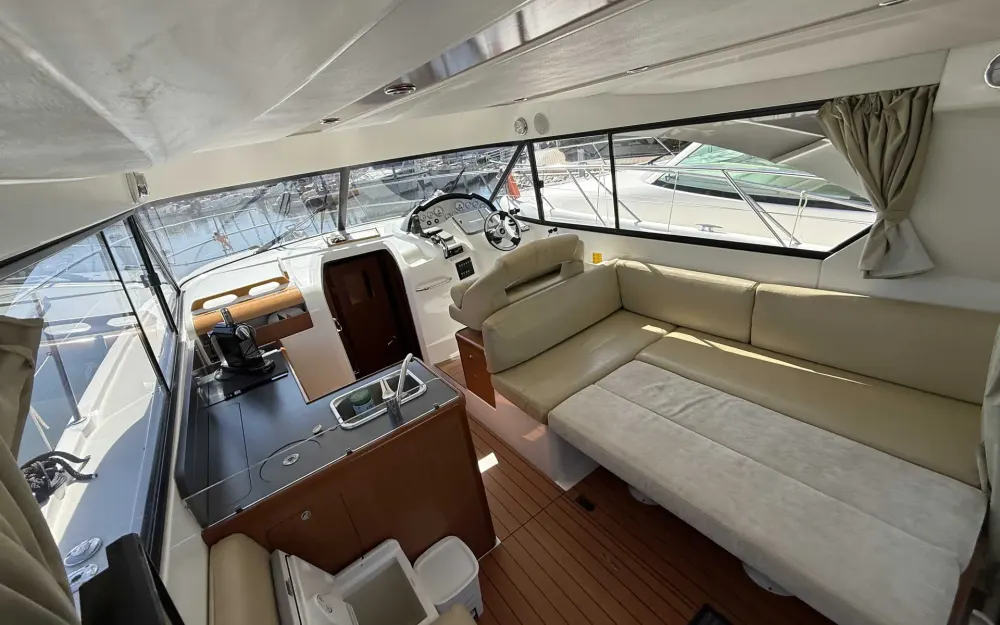 slider 16 Beneteau Antares 11 Fly