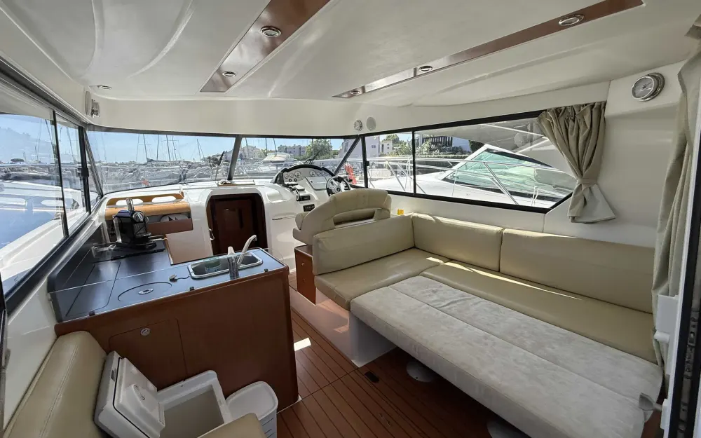 slider 17 Beneteau Antares 11 Fly