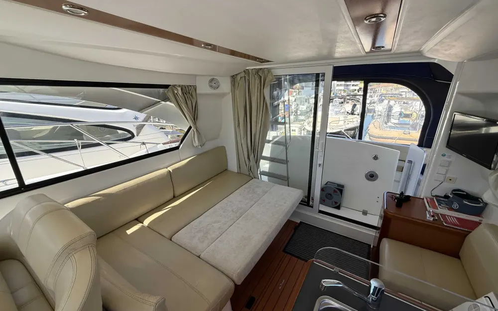 slider 18 Beneteau Antares 11 Fly