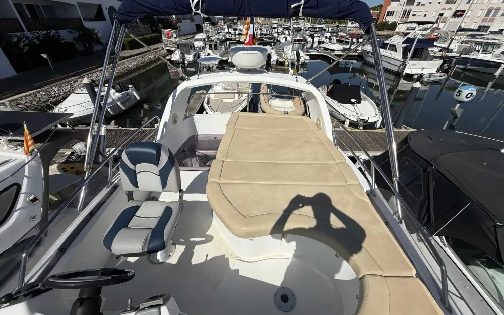 slider 7 Beneteau Antares 11 Fly