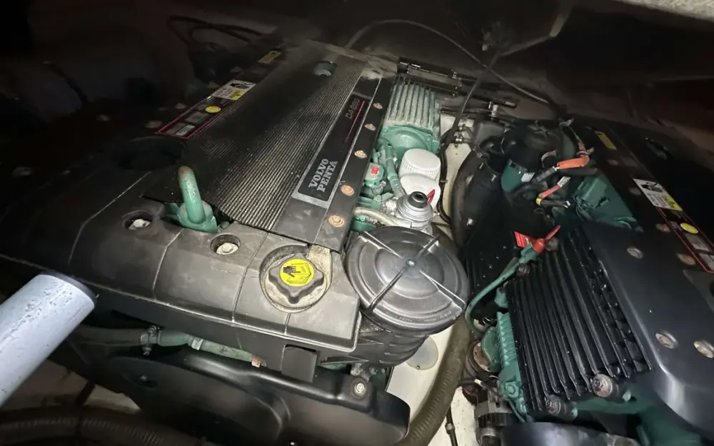 slider 21 Beneteau Monte Carlo 37