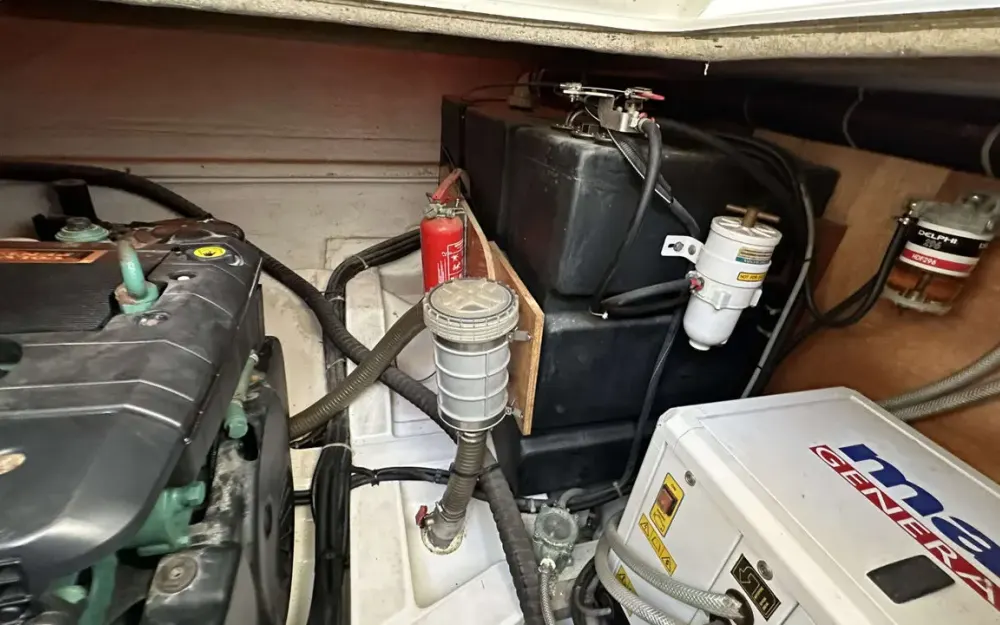 slider 23 Beneteau Monte Carlo 37