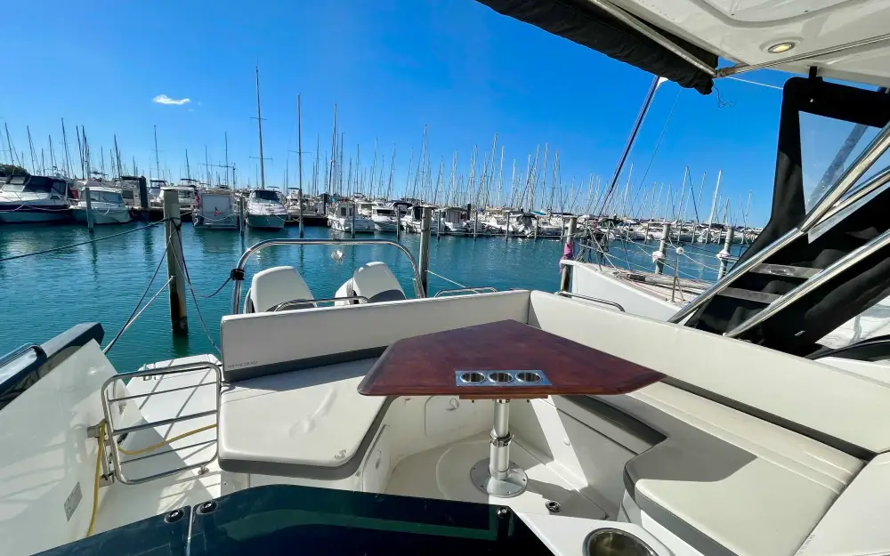 slider 14 Beneteau Flyer 10