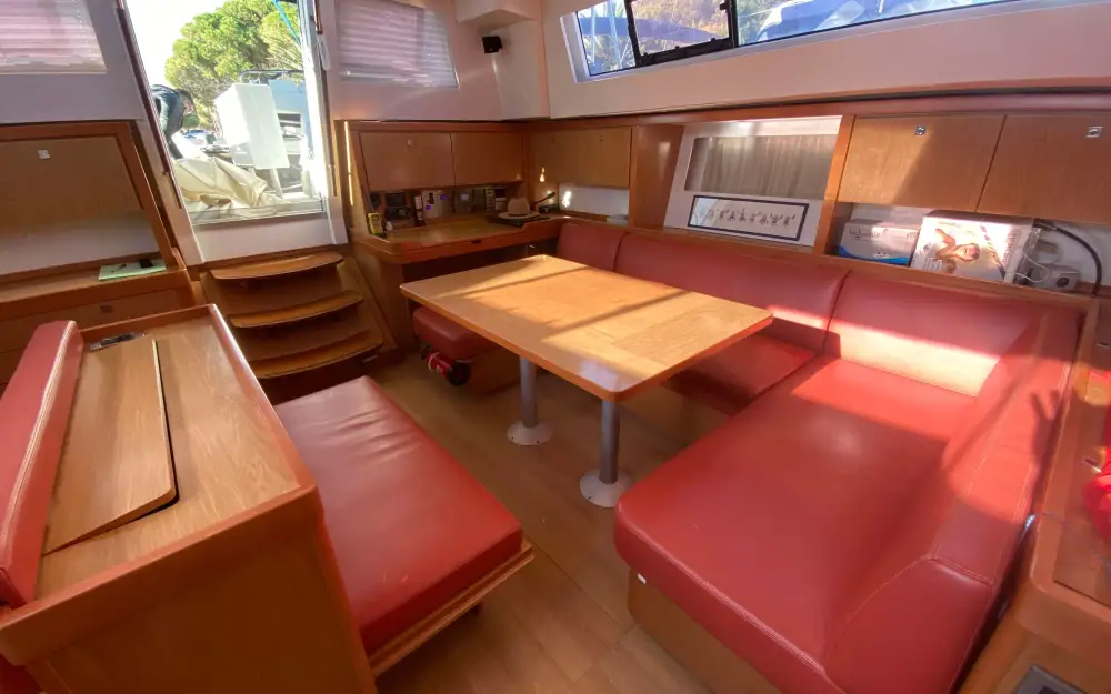 slider 15 Beneteau Sense 50