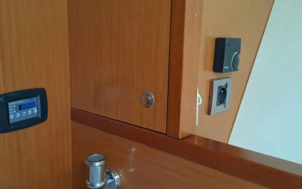 slider 38 Beneteau Swift Trawler 52