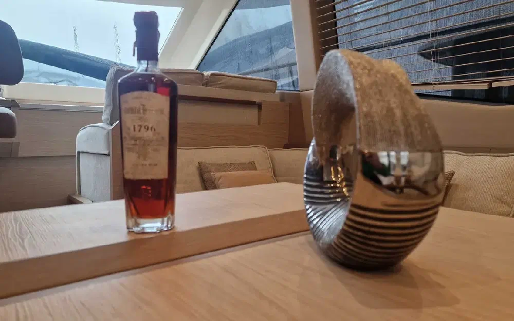 slider 36 Beneteau Monte Carlo 6