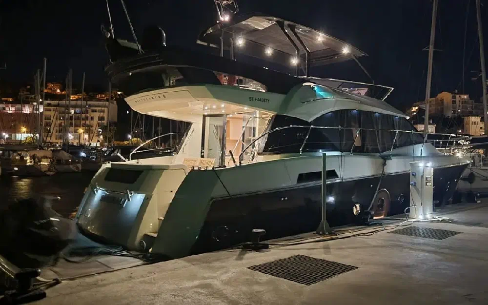 slider 39 Beneteau Monte Carlo 6