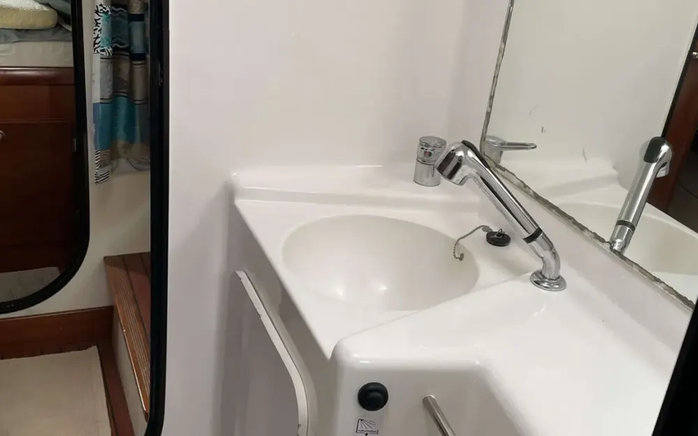 slider 33 Fountaine Pajot Maryland 37