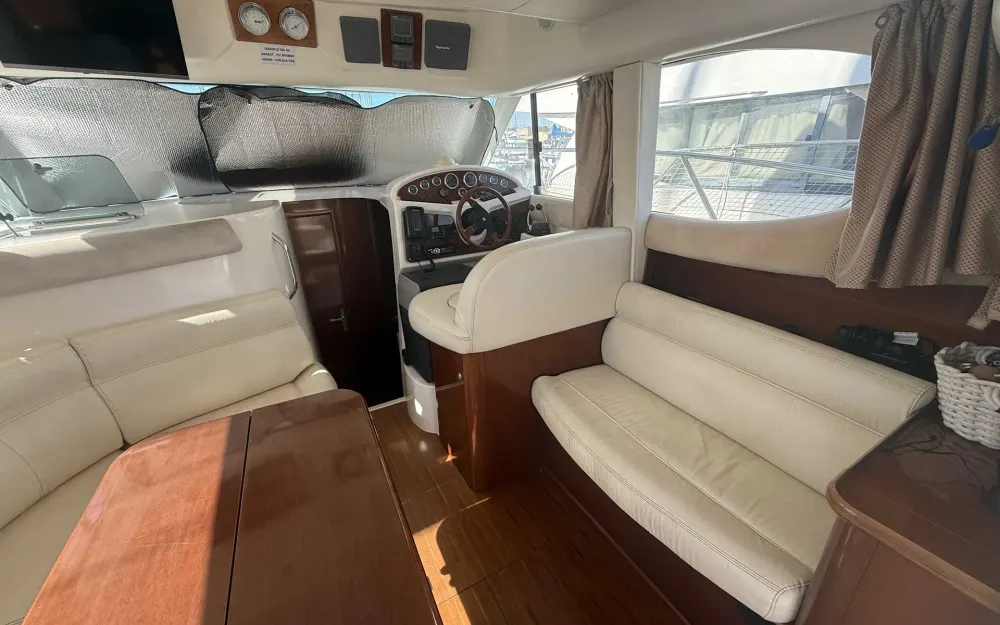 slider 2 Jeanneau Prestige 32