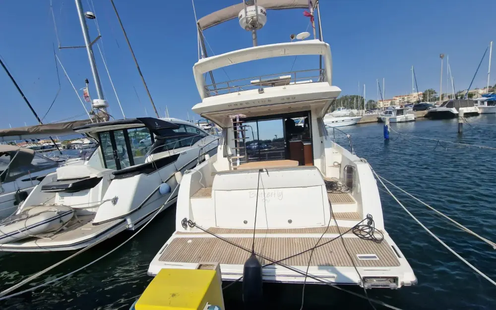 slider 7 Jeanneau Merry Fisher 450
