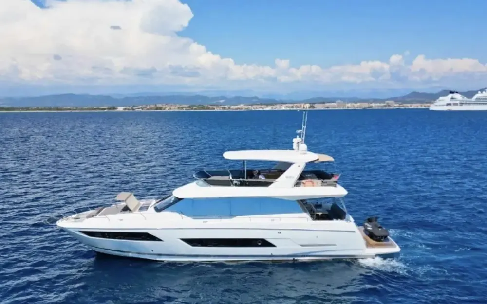 JeanneauPrestige 680 Fly