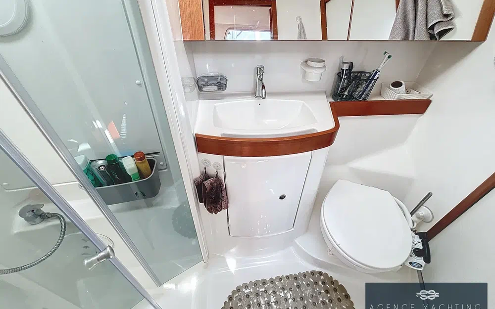 slider 12 Beneteau Oceanis 40