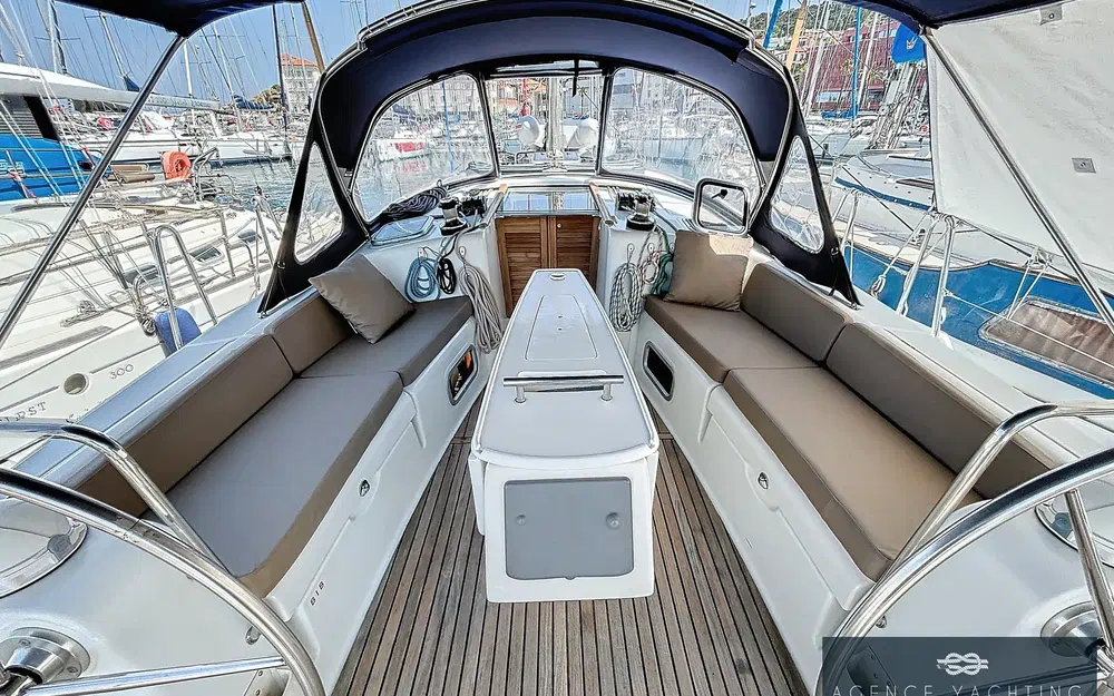 slider 22 Beneteau Oceanis 40
