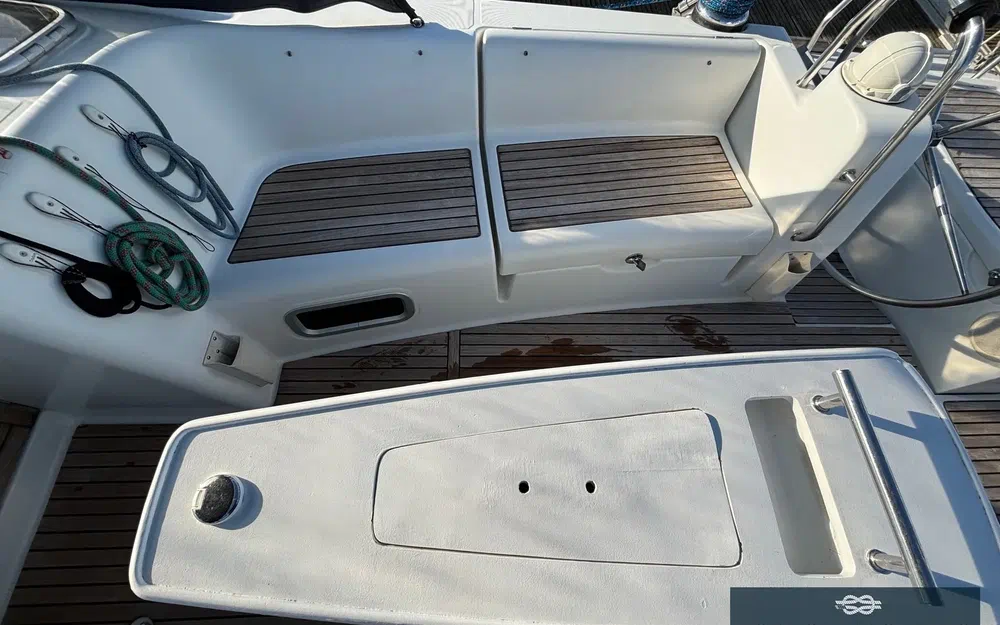 slider 28 Beneteau Oceanis 40