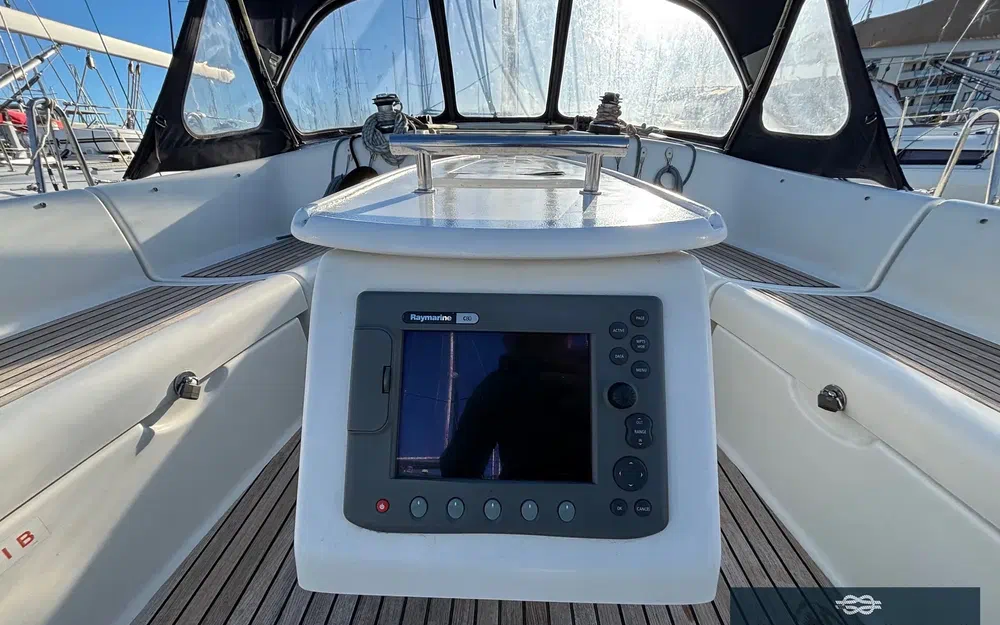 slider 33 Beneteau Oceanis 40