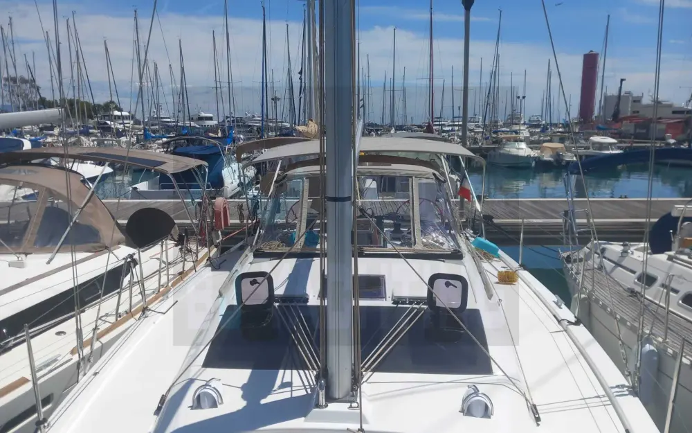 slider 12 Dufour  390 Grand Large