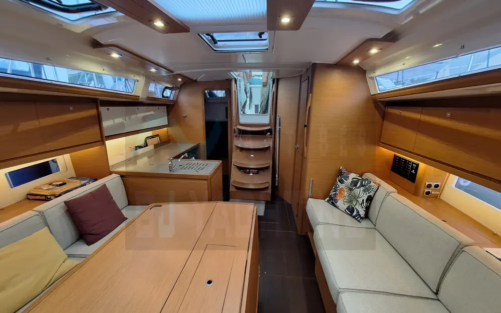 slider 17 Dufour  390 Grand Large