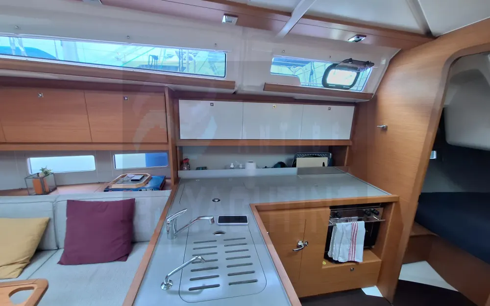 slider 18 Dufour  390 Grand Large