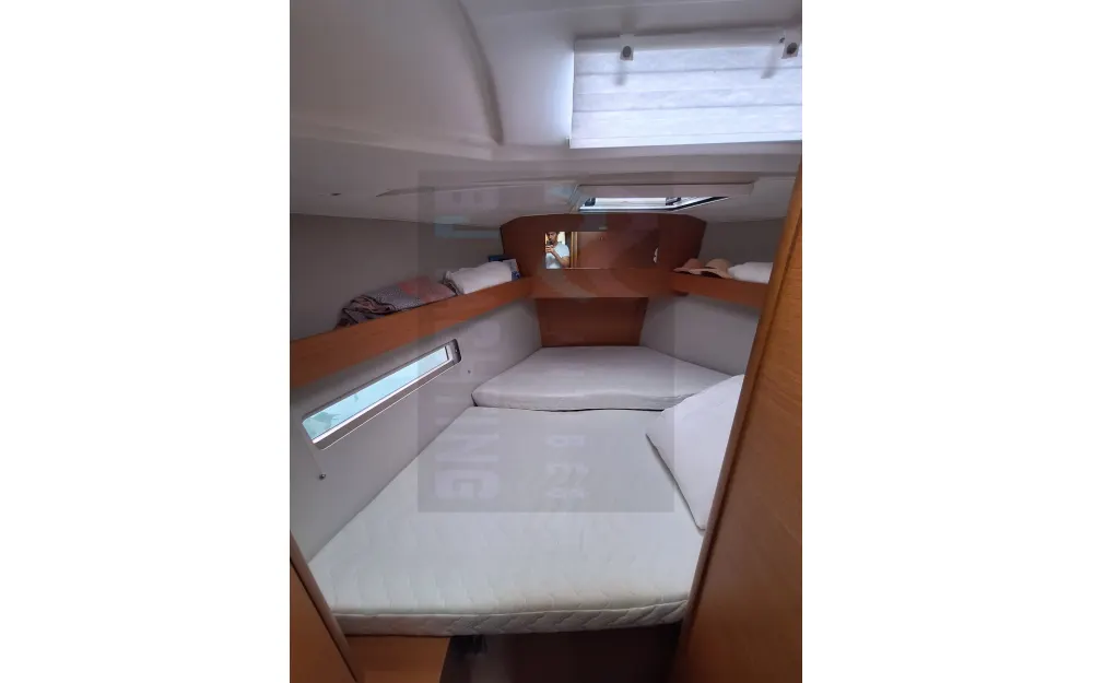 slider 19 Dufour  390 Grand Large