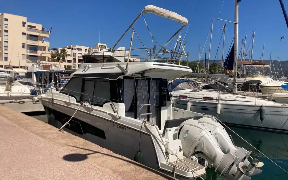 slider 2 Jeanneau Merry Fisher 1095