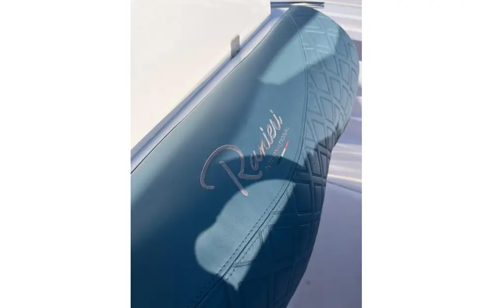 slider 8 Ranieri Voyager 23 S