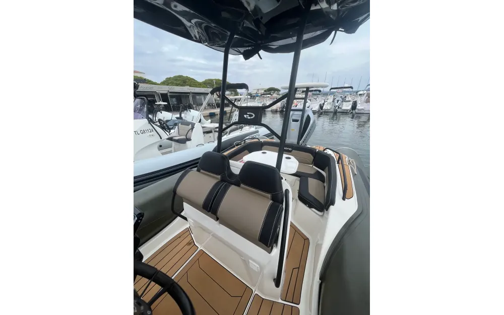 slider 27 Grand Golden Line 680