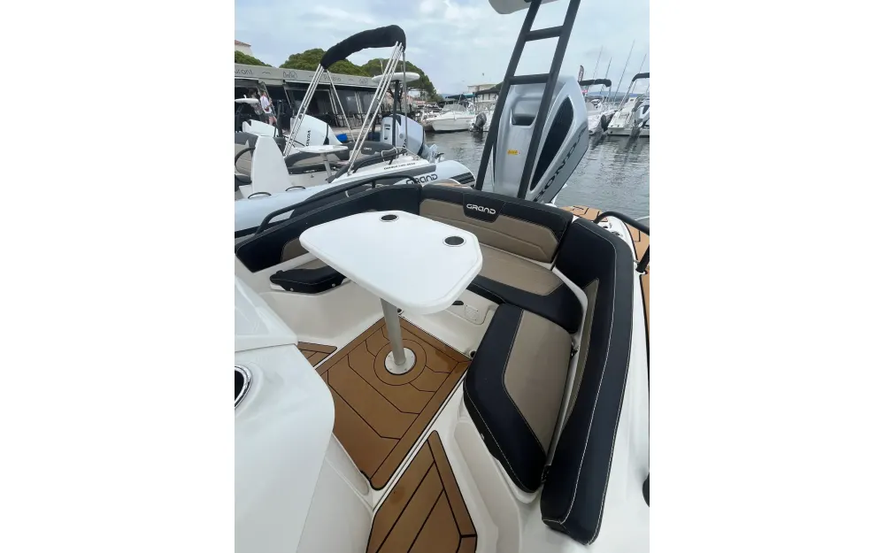 slider 28 Grand Golden Line 680