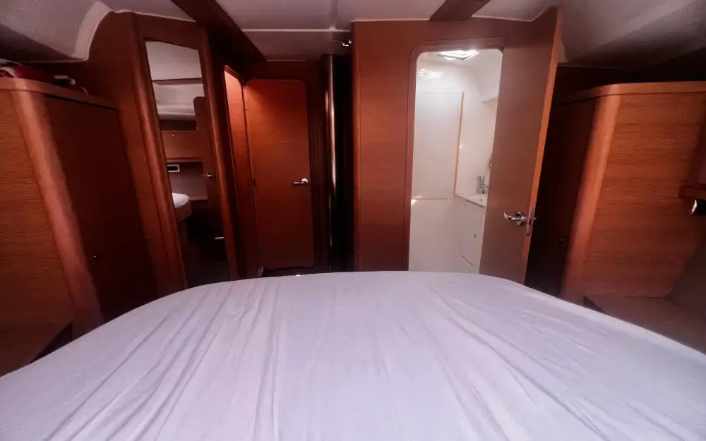 slider 14 Dufour  450 Grand Large