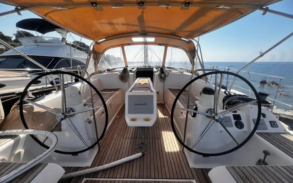 slider 2 Dufour  450 Grand Large