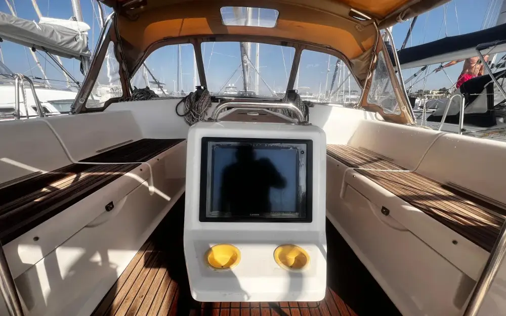 slider 38 Dufour  450 Grand Large