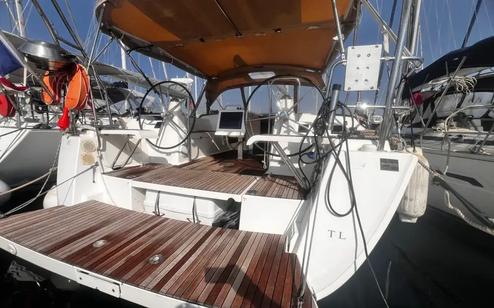 slider 3 Dufour  450 Grand Large