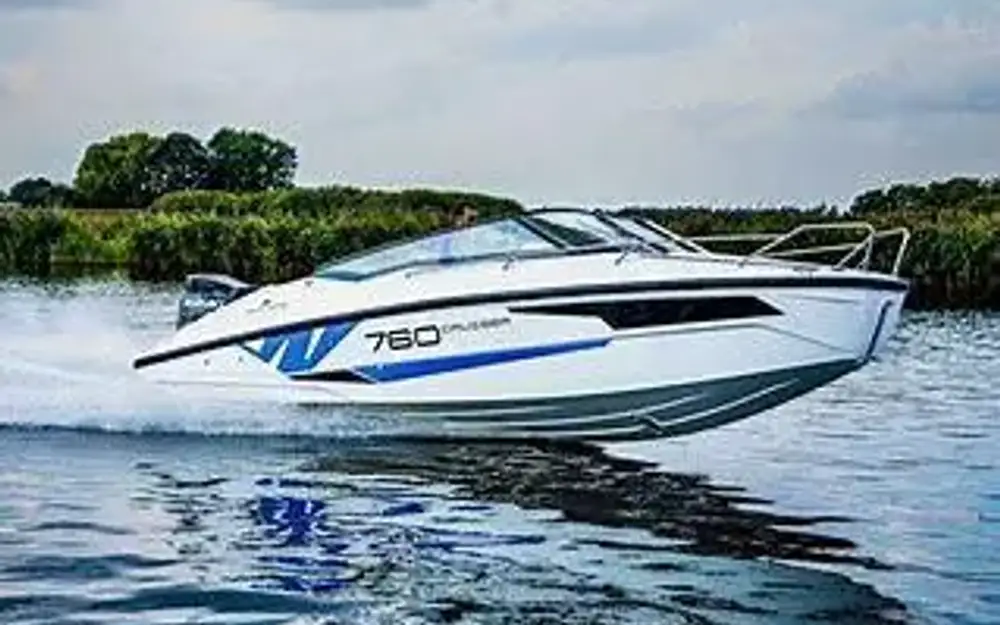 slider 1 Northmaster  760 Cruiser