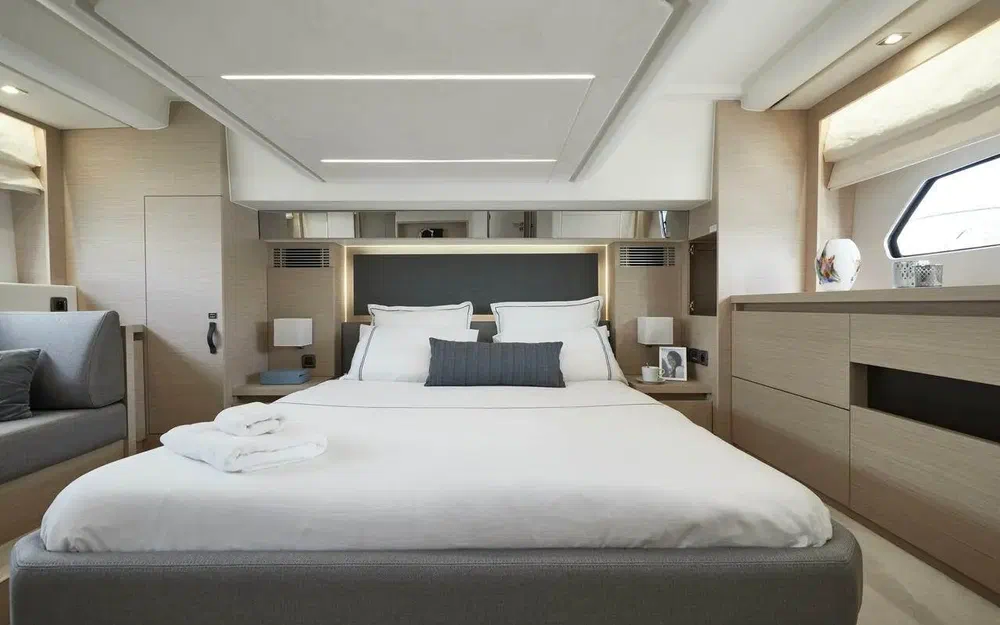 slider 7 Prestige Yachts 460 S