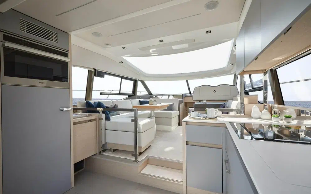 slider 8 Prestige Yachts 460 S