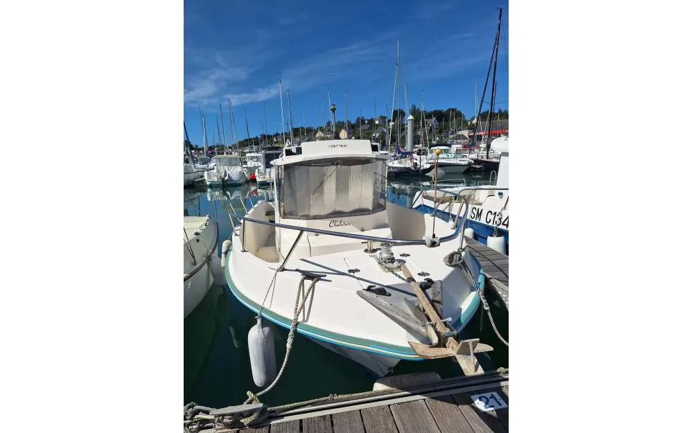 slider 12 Guymarine GM 570 Chalutier