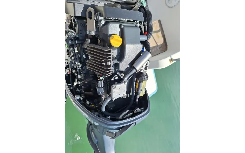 slider 2 Guymarine GM 570 Chalutier