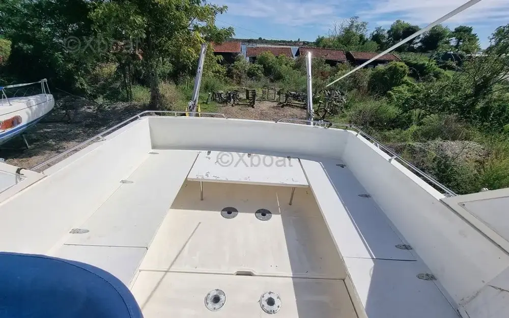 slider 9 Fairline Targa 33