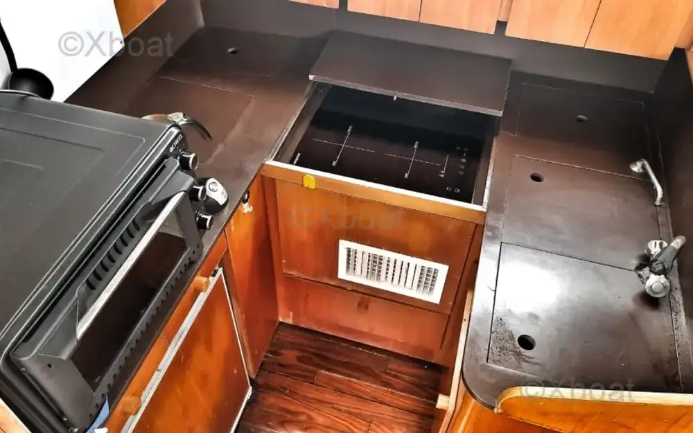 slider 5 Ferretti Altura 422