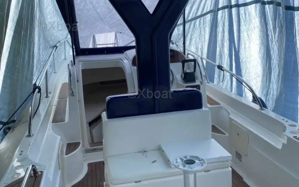 slider 4 Capelli Tempest 900