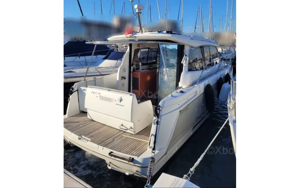 slider 4 Jeanneau NC 9