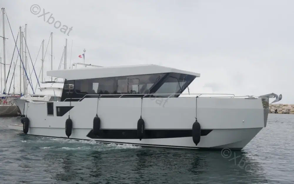 slider 0 Carbo Yacht Carbo 42