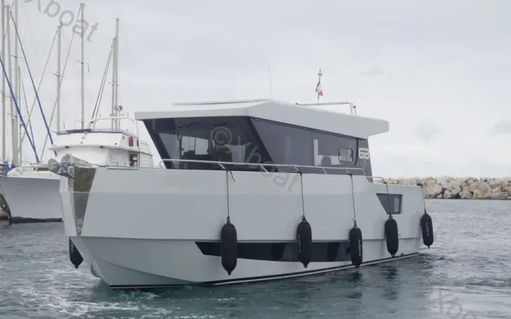 slider 3 Carbo Yacht Carbo 42