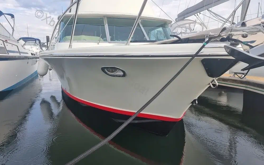 slider 5 Bertram Riva 25