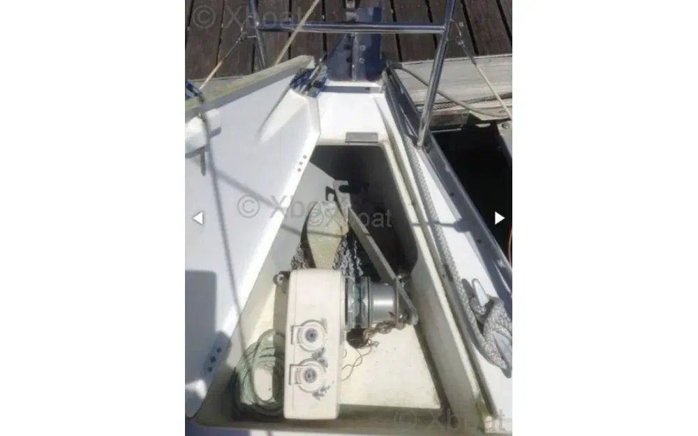 slider 4 Beneteau OCEANIS 323