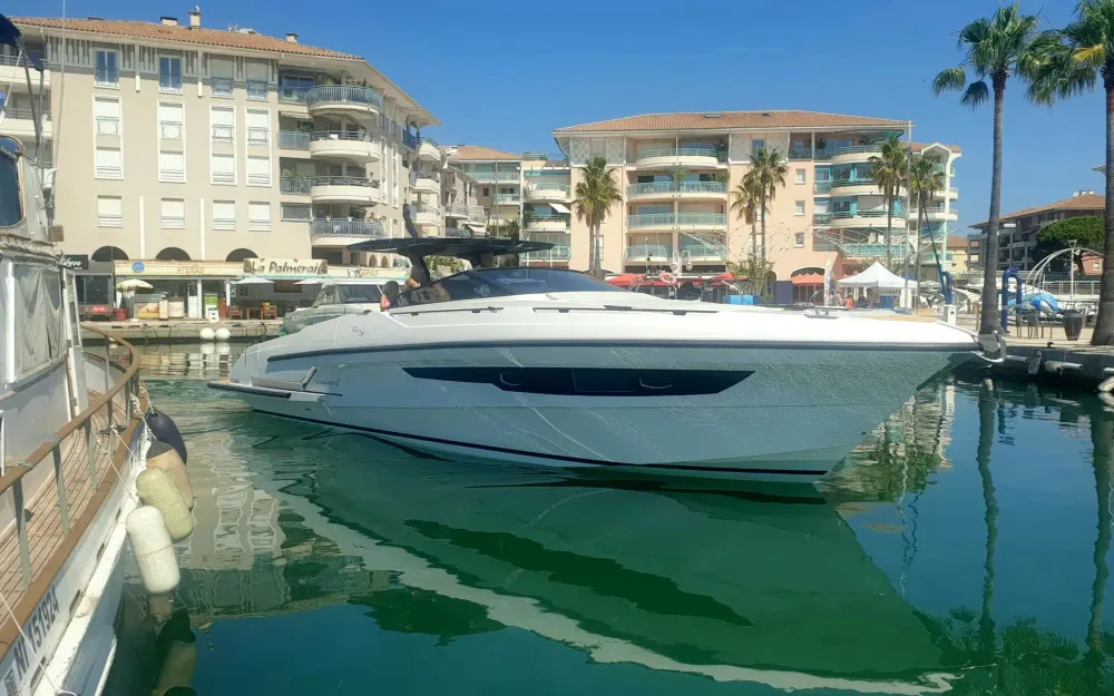 slider 22 Rio Yachts Daytona 50