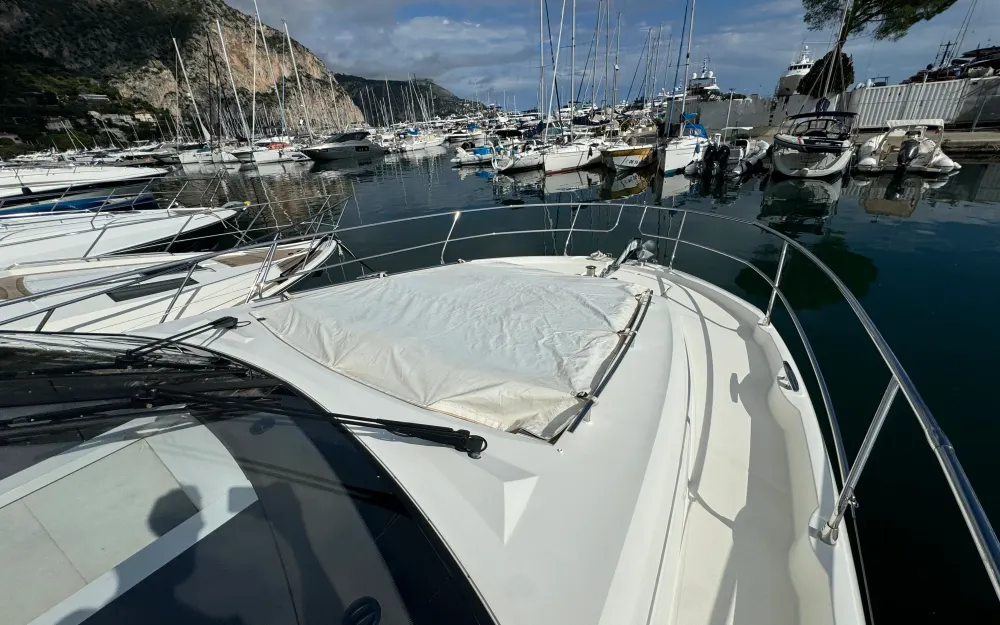 slider 22 Jeanneau Prestige 520 Fly